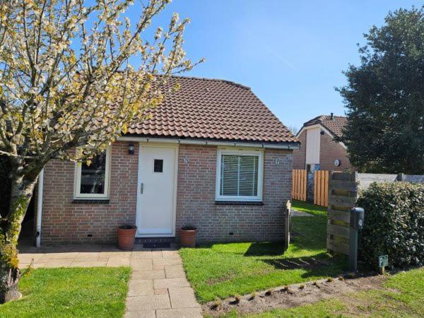 Bungalow Schotvanger Egmond aan den Hoef Exterior photo
